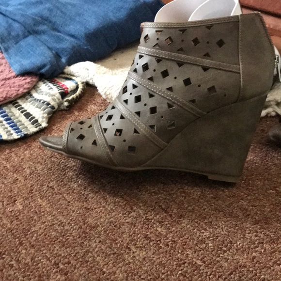 Wedge shoes - Picture 2 of 2